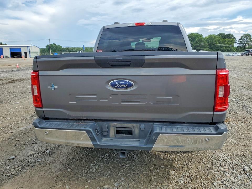 60936326 :رقم المزاد ، 1FTEW1CB8NKD57364 vin ، 2022 Ford F150 مزاد بيع