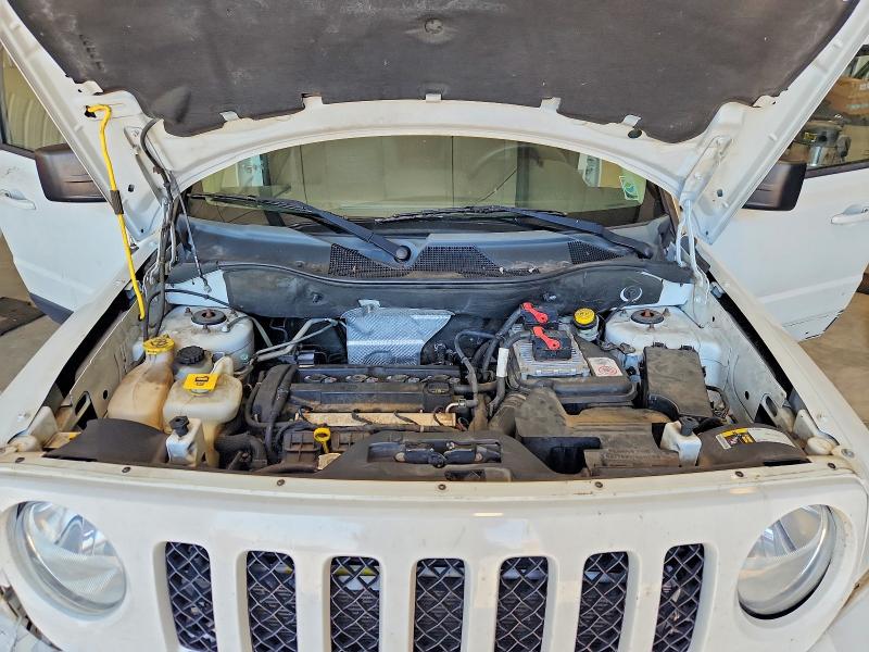61129506 :رقم المزاد ، 1C4NJPBA2GD743506 vin ، 2016 Jeep Patriot مزاد بيع