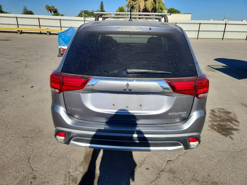 62913356 :رقم المزاد ، JA4AD3A35GZ053585 vin ، 2016 Mitsubishi Outlander مزاد بيع