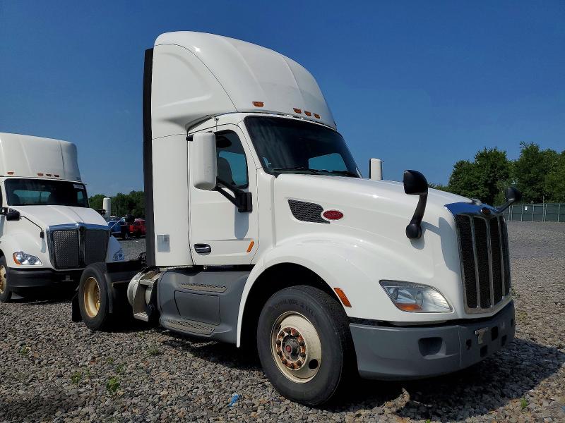 57900336 :رقم المزاد ، 1XPBA48X8KD622242 vin ، 2019 Peterbilt 579 مزاد بيع
