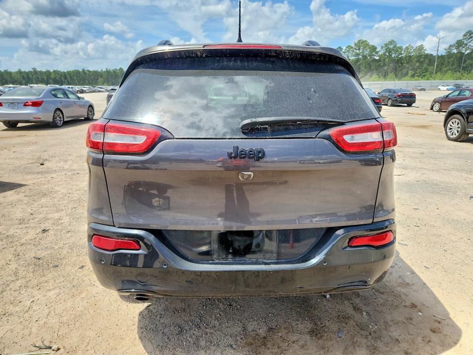 Продаж на аукціоні авто 2018 Jeep Cherokee, vin: 1C4PJLCB1JD621526, номер лоту: 61294116
