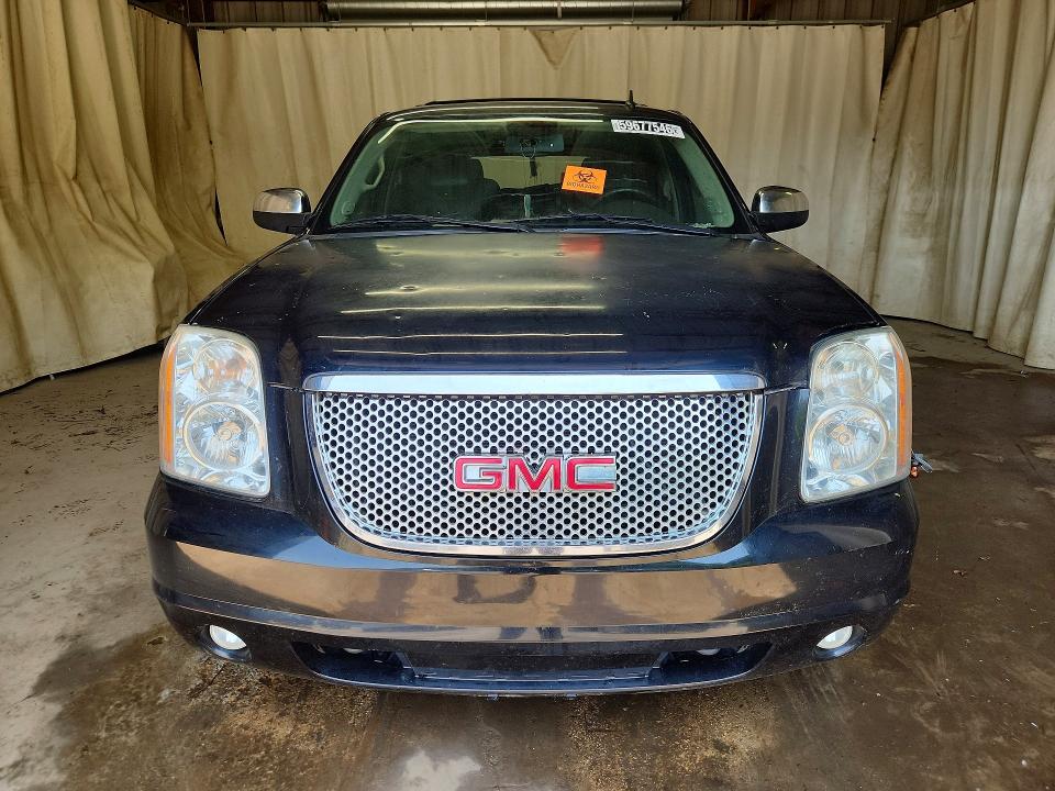 59677546 :رقم المزاد ، 1GKS1CE01DR182636 vin ، 2013 Gmc Yukon مزاد بيع