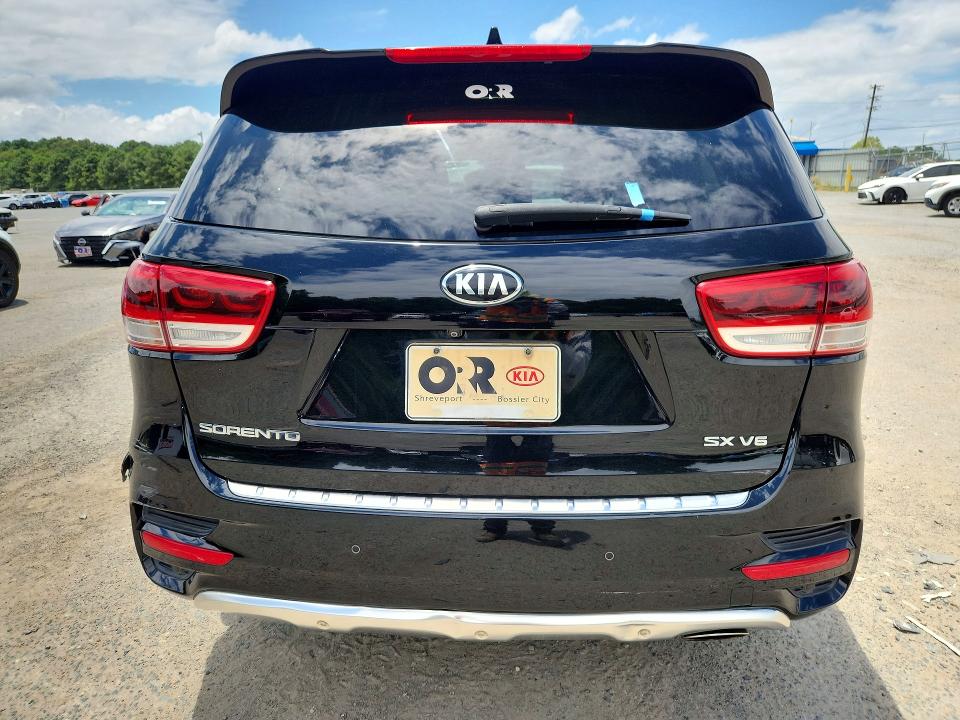 Auction sale of the 2017 Kia Sorento, vin: 5XYPK4A58HG282730, lot number: 61969056