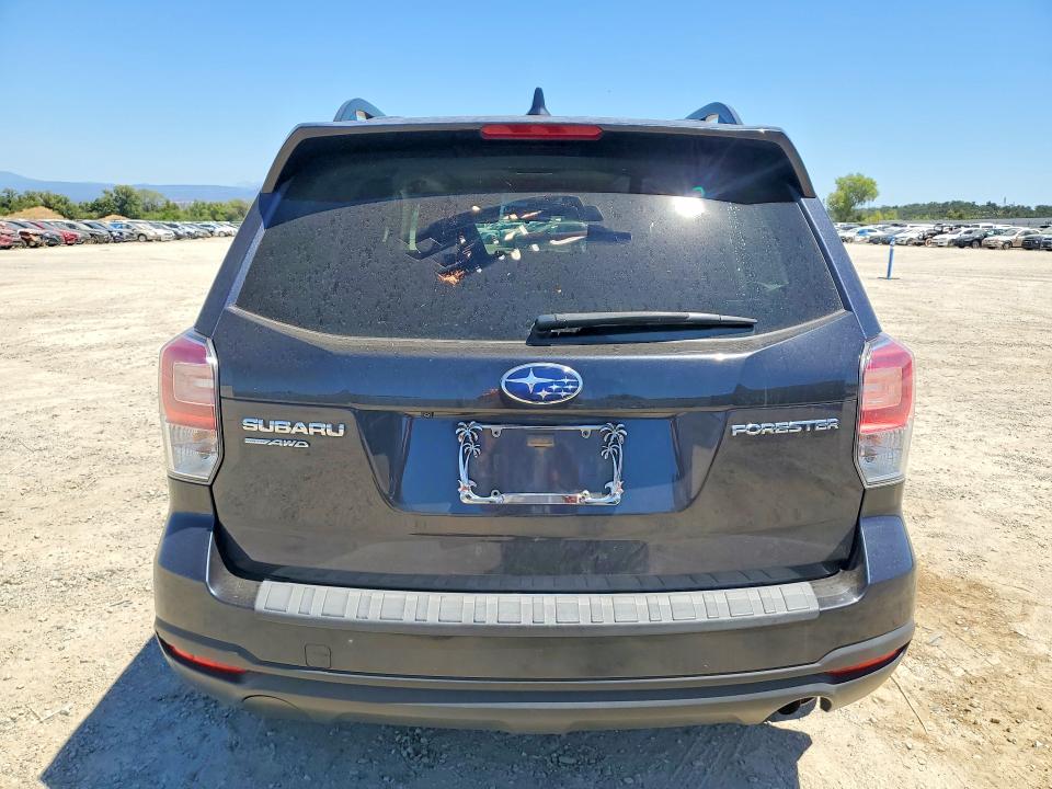 62836846 :رقم المزاد ، JF2SJAEC9JH476122 vin ، 2018 Subaru Forester مزاد بيع