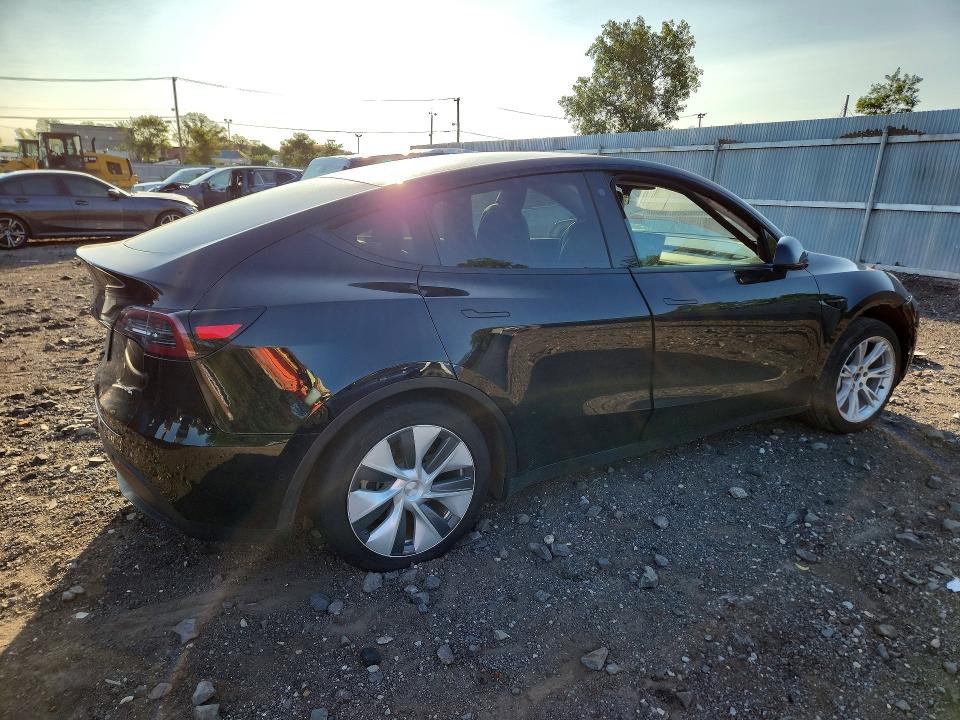 Auction sale of the 2022 Tesla Model Y, vin: 7SAYGAEE0NF401133, lot number: 61929016