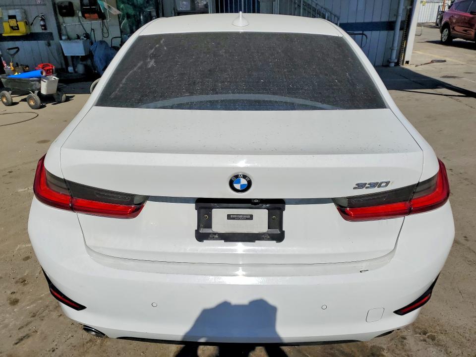 62994006 :رقم المزاد ، 3MW5R1J08L8B33225 vin ، 2020 Bmw 330i مزاد بيع