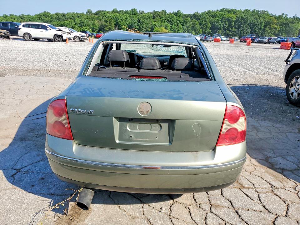 61001616 :رقم المزاد ، WVWPD63B83E304526 vin ، 2003 Volkswagen Passat مزاد بيع