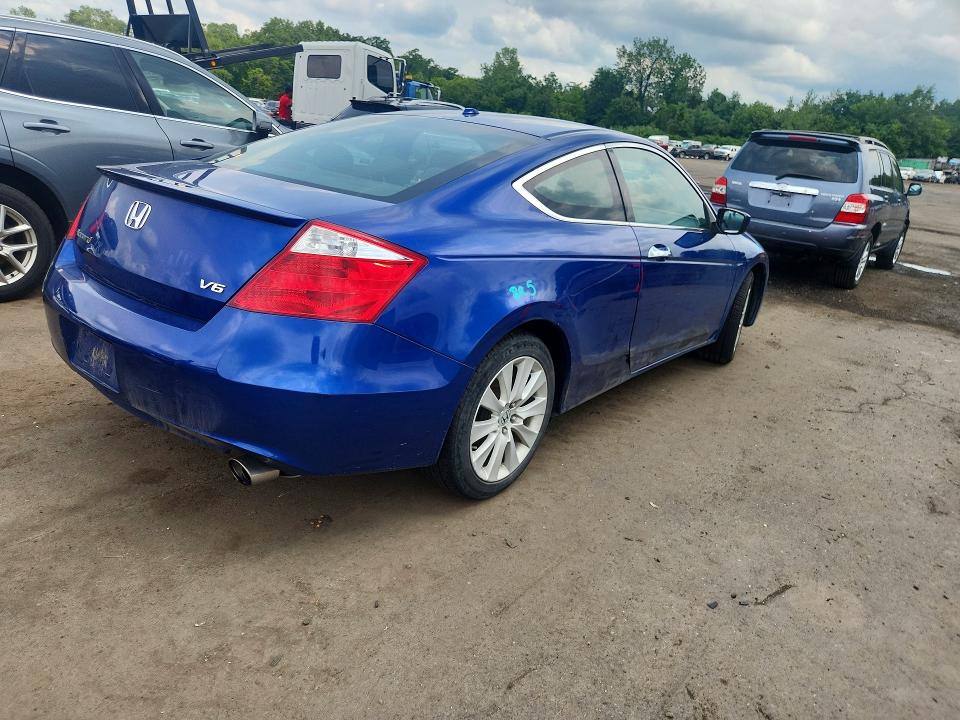 2009 Honda Accord მანქანა იყიდება აუქციონზე, vin: 1HGCS22889A011598, აუქციონის ნომერი: 63102216