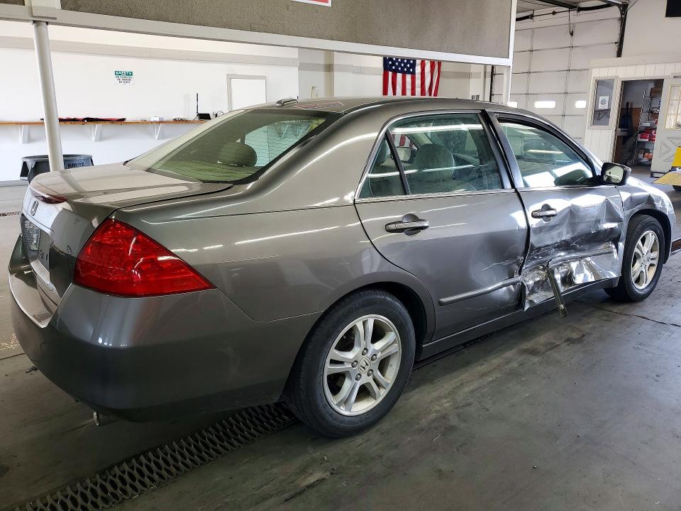 2007 Honda Accord მანქანა იყიდება აუქციონზე, vin: 1HGCM56747A014007, აუქციონის ნომერი: 60715236