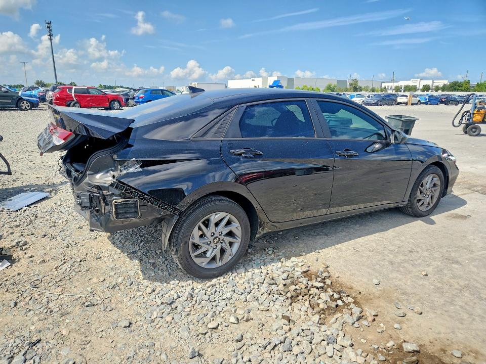 2024 Hyundai Elantra მანქანა იყიდება აუქციონზე, vin: KMHLM4DG3RU834992, აუქციონის ნომერი: 60698556