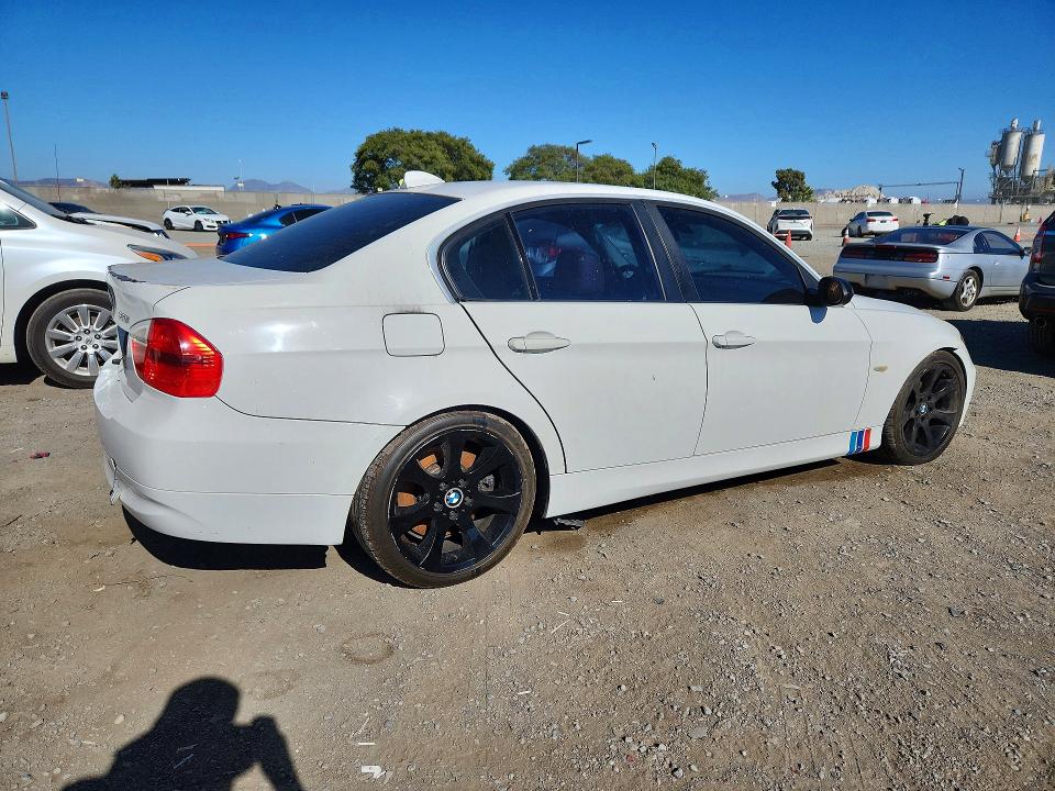 2006 Bmw 330 მანქანა იყიდება აუქციონზე, vin: WBAVB33596PS17861, აუქციონის ნომერი: 59907396