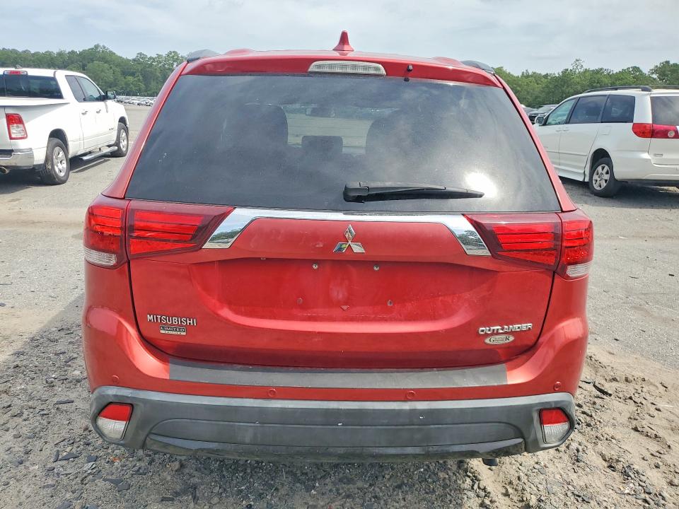 Продажа на аукционе авто 2018 Mitsubishi Outlander, vin: JA4AD3A39JZ035260, номер лота: 61529436