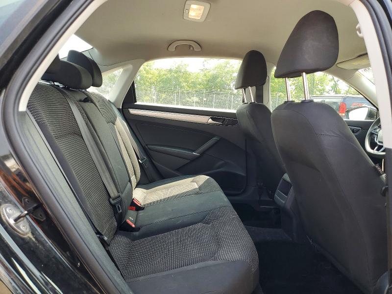 61296386 :رقم المزاد ، 1VWAS7A39GC030636 vin ، 2016 Volkswagen Passat مزاد بيع