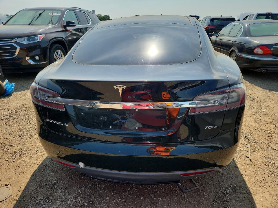 Продажа на аукционе авто 2015 Tesla Model S, vin: 5YJSA1S23FF088028, номер лота: 60973986