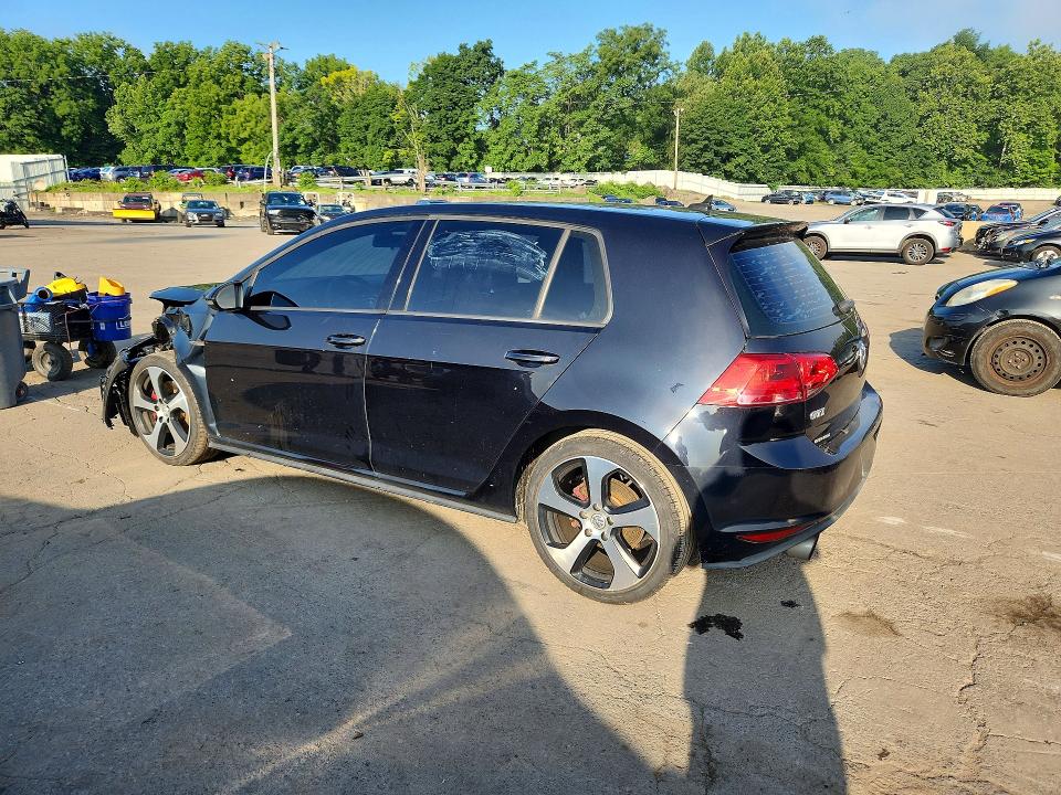 2015 Volkswagen Gti მანქანა იყიდება აუქციონზე, vin: 3VW4T7AU5FM007323, აუქციონის ნომერი: 61748896