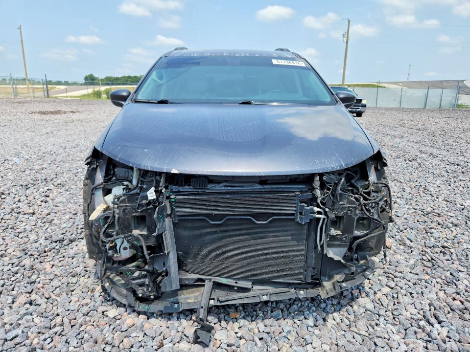 61198416 :رقم المزاد ، 2C4RC1BG6HR771840 vin ، 2017 Chrysler Pacifica مزاد بيع