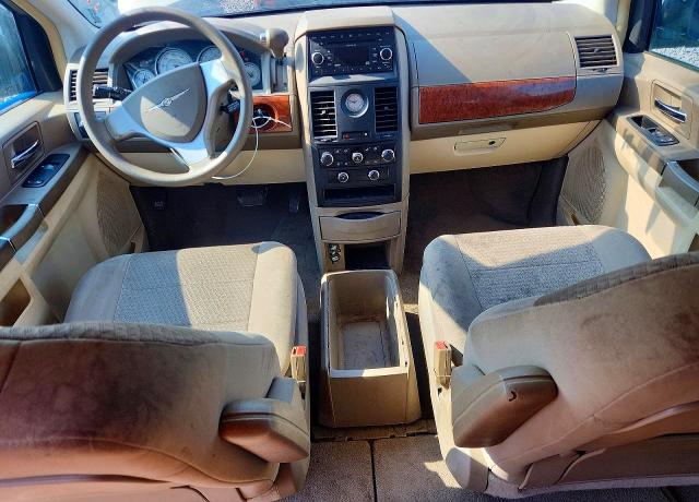 Auction sale of the 2008 Chrysler Town & Country, vin: 2A8HR44HX8R743386, lot number: 62067136