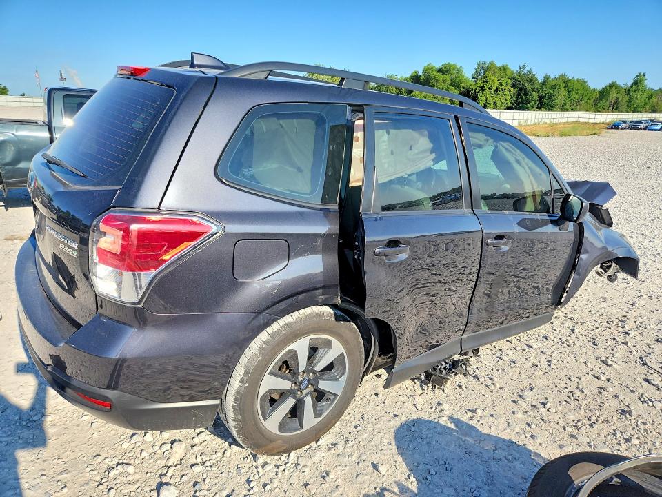 62966006 :رقم المزاد ، JF2SJABC0HH576642 vin ، 2017 Subaru Forester مزاد بيع