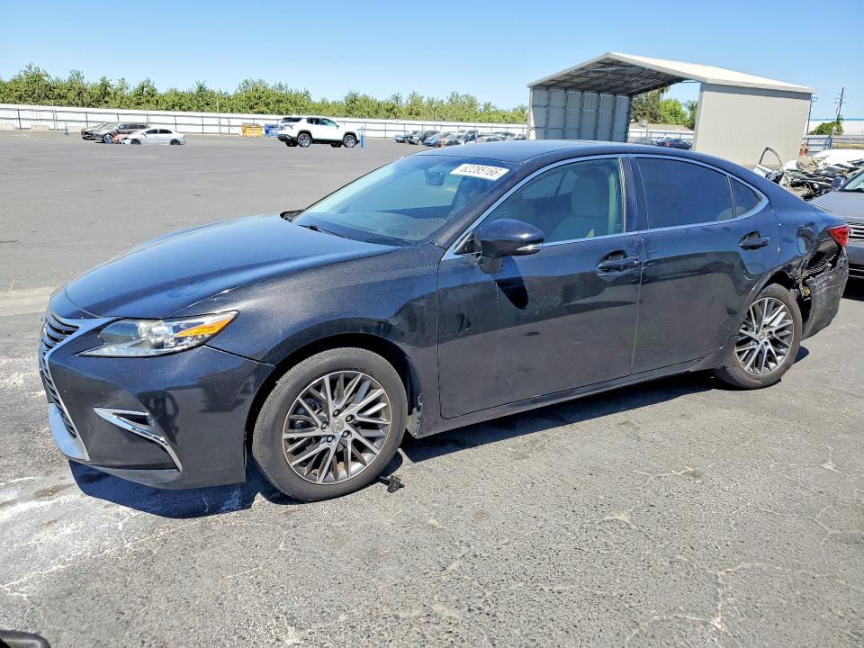 62285166 :رقم المزاد ، 58ABK1GG4GU004636 vin ، 2016 Lexus Es مزاد بيع