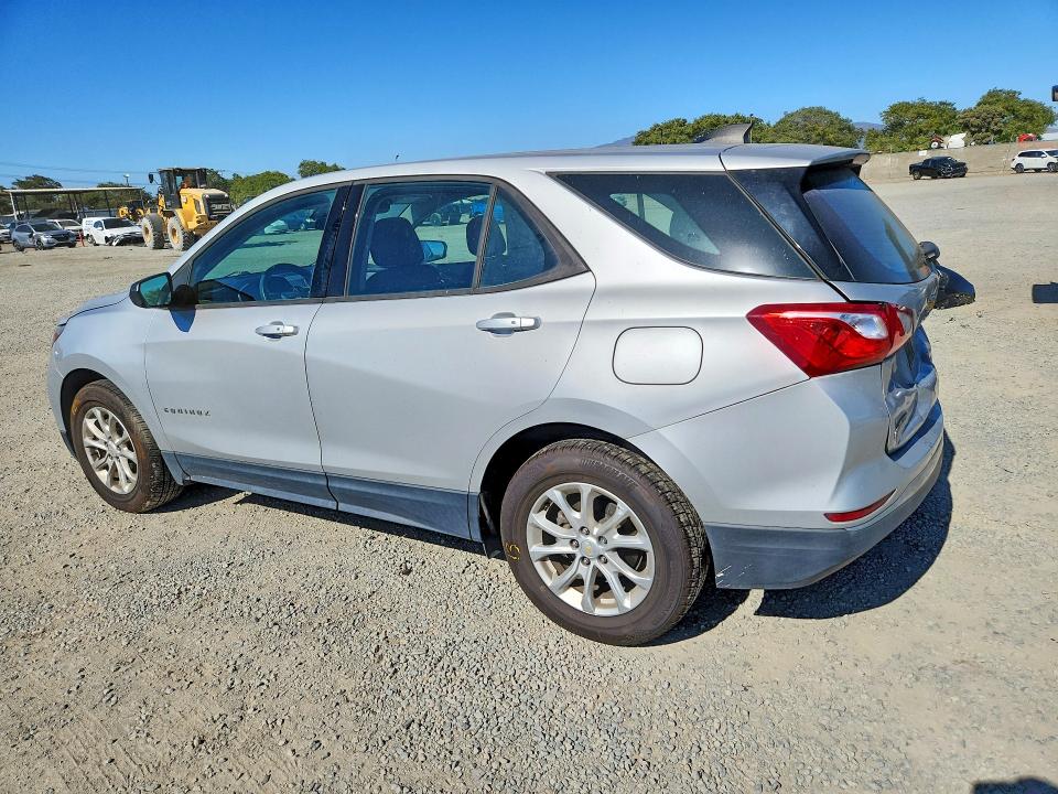 2018 Chevrolet Equinox მანქანა იყიდება აუქციონზე, vin: 2GNAXHEV2J6213518, აუქციონის ნომერი: 59729576