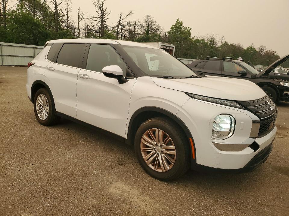 2022 Mitsubishi Outlander მანქანა იყიდება აუქციონზე, vin: JA4J4TA82NZ047901, აუქციონის ნომერი: 61225526
