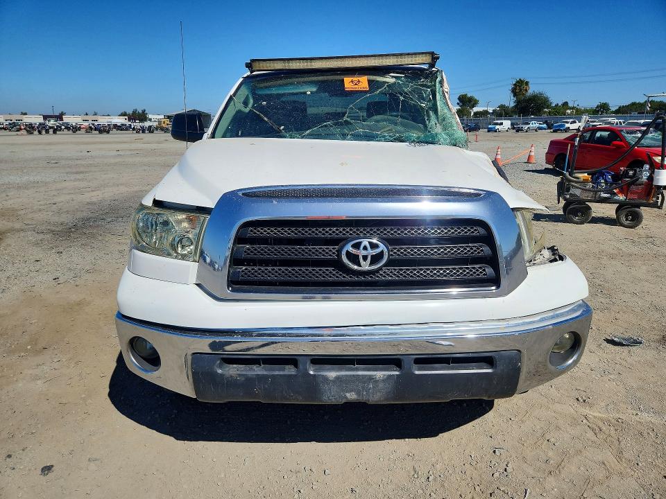 59829946 :رقم المزاد ، 5TFET54198X027133 vin ، 2008 Toyota Tundra مزاد بيع