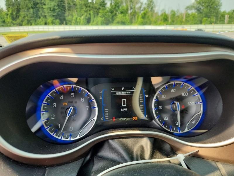 62747786 :رقم المزاد ، 2C4RC1BG3HR837535 vin ، 2017 Chrysler Pacifica مزاد بيع