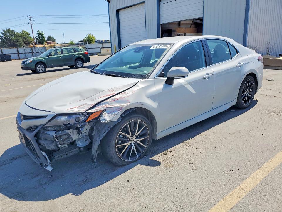 Продажа на аукционе авто 2024 Toyota Camry, vin: 4T1G11AK6RU244285, номер лота: 61382286