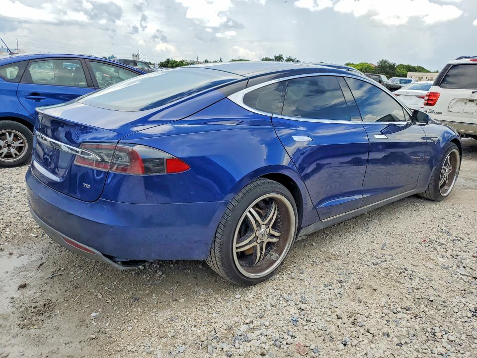 Aukcja sprzedaży 2016 Tesla Model S, vin: 5YJSA1E13GF126023, numer aukcji: 62989436
