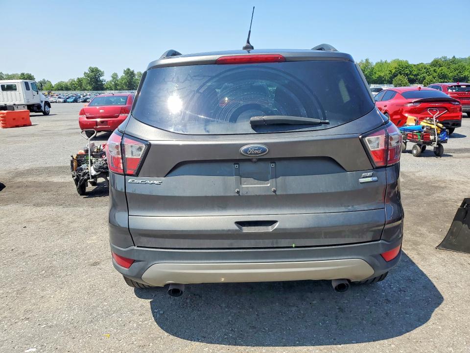 2018 Ford Escape მანქანა იყიდება აუქციონზე, vin: 1FMCU9GD4JUC54024, აუქციონის ნომერი: 61905906