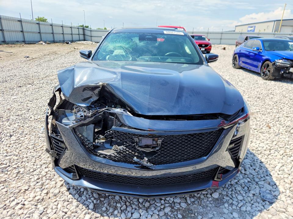 60681526 :رقم المزاد ، 1G6DV5RW9T0107529 vin ، 2026 Cadillac Ct5-v مزاد بيع