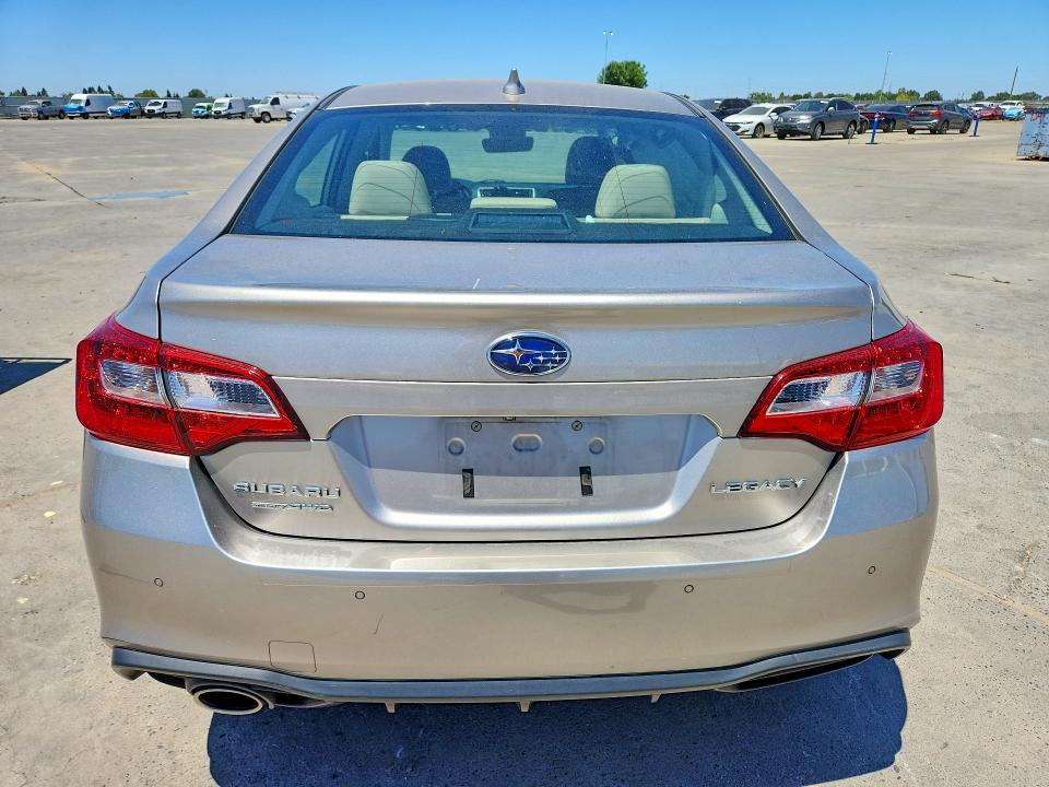 Продаж на аукціоні авто 2018 Subaru Legacy, vin: 4S3BNAN65J3033556, номер лоту: 61880456