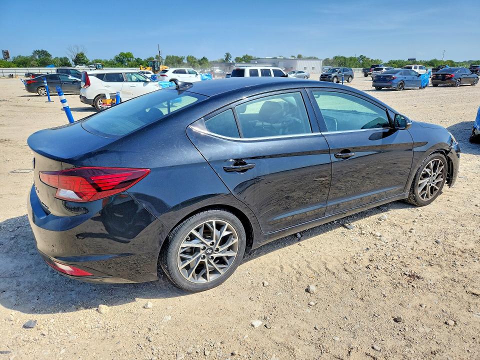 61607066 :رقم المزاد ، 5NPD84LF7LH575155 vin ، 2020 Hyundai Elantra مزاد بيع