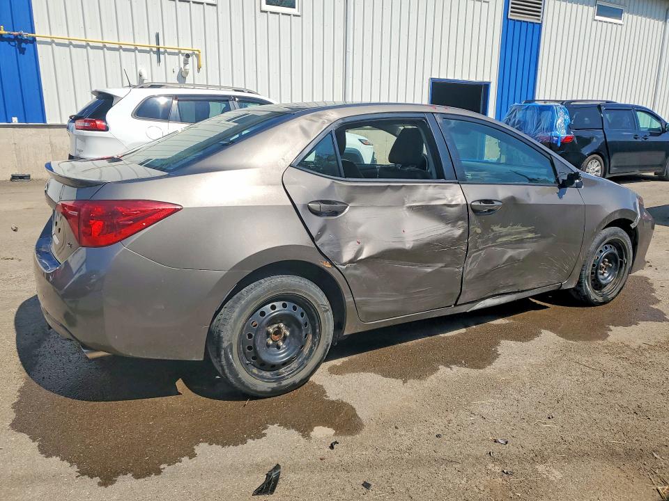 2017 Toyota Corolla მანქანა იყიდება აუქციონზე, vin: 2T1BURHE6HC864456, აუქციონის ნომერი: 60029826