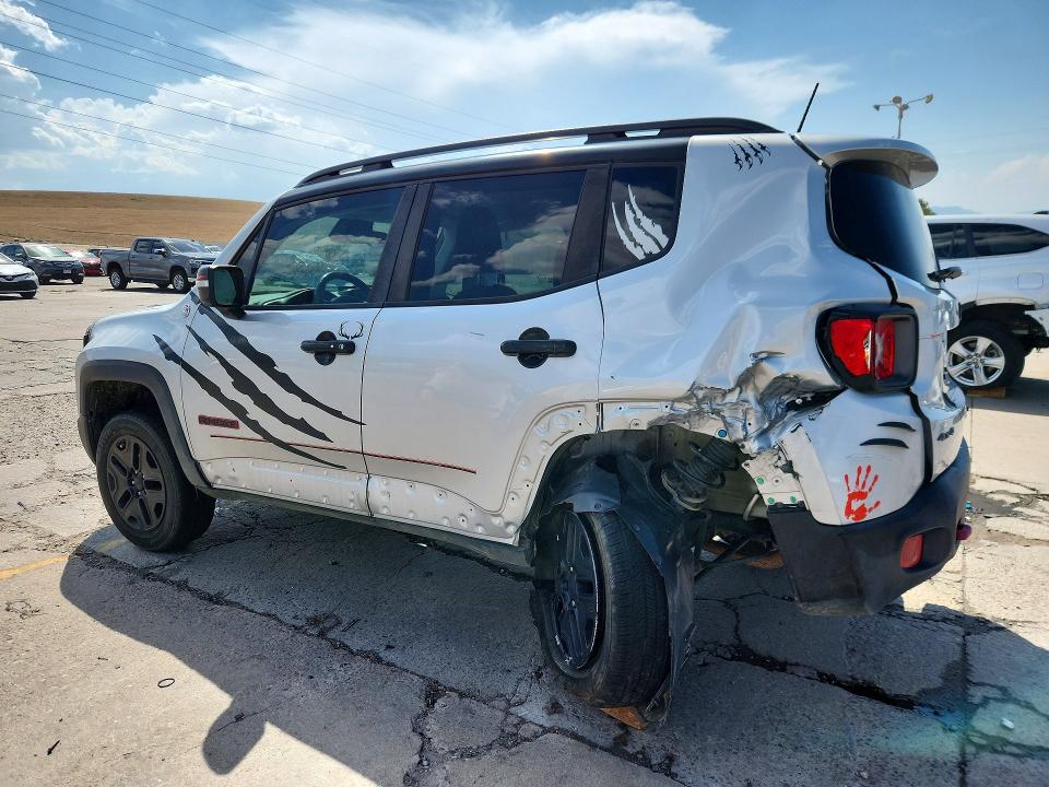 61947726 :رقم المزاد ، ZACCJBCB8JPG74377 vin ، 2018 Jeep Renegade مزاد بيع