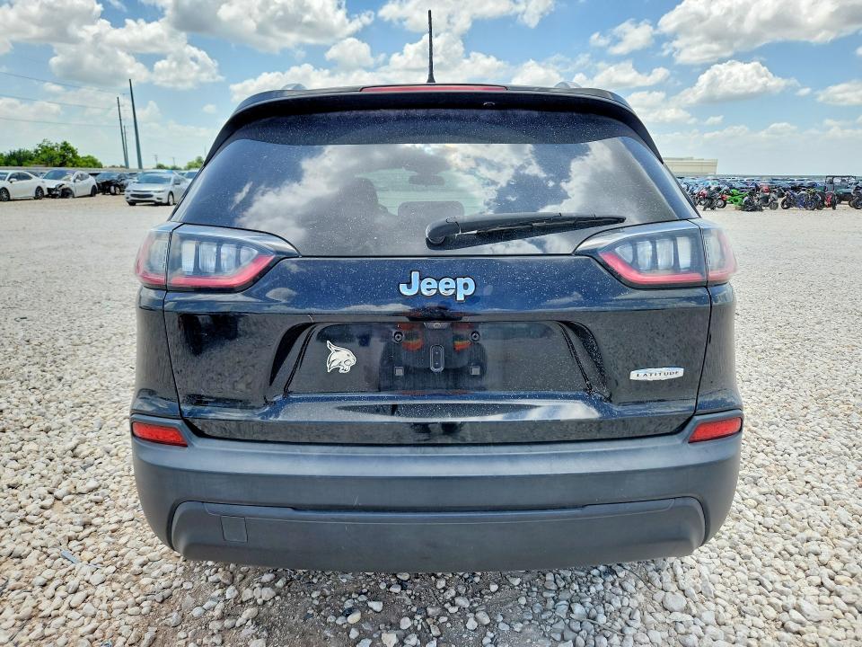 85992425 :رقم المزاد ، 1C4PJLCB5KD307508 vin ، 2019 Jeep Cherokee مزاد بيع