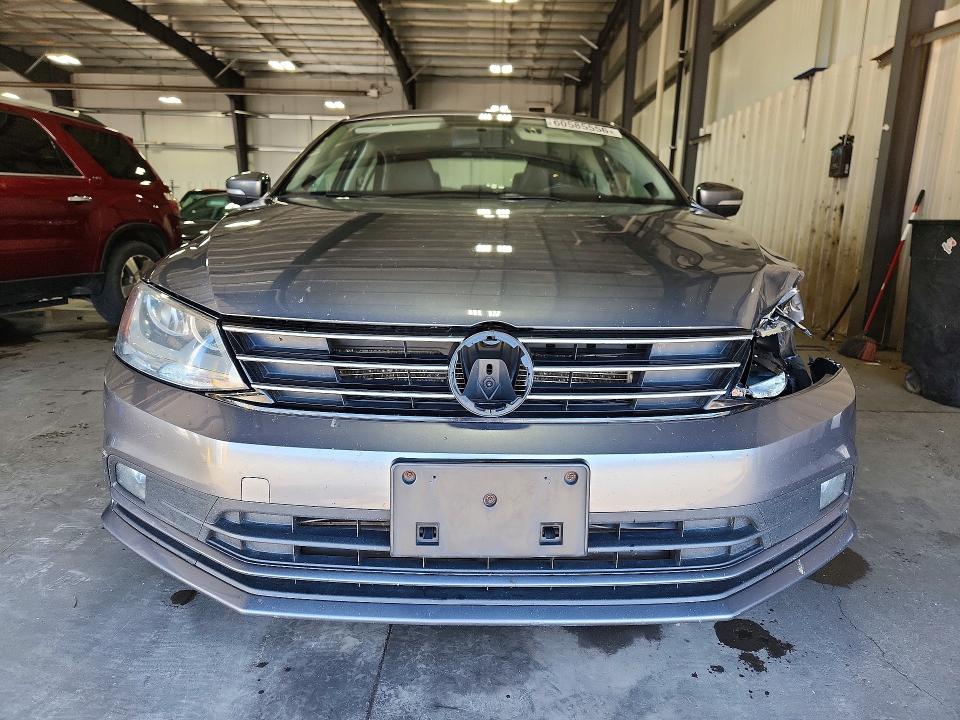 Продаж на аукціоні авто 2015 Volkswagen Jetta, vin: 3VWLA7AJ6FM414042, номер лоту: 60585556