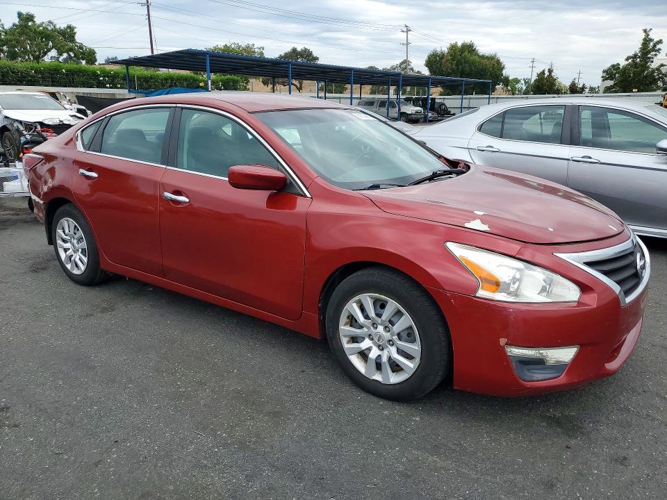 61032676 :رقم المزاد ، 1N4AL3AP9FN861932 vin ، 2015 Nissan Altima مزاد بيع