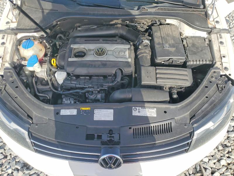 58075686 :رقم المزاد ، WVWBW8AH5EV002332 vin ، 2014 Volkswagen Eos مزاد بيع