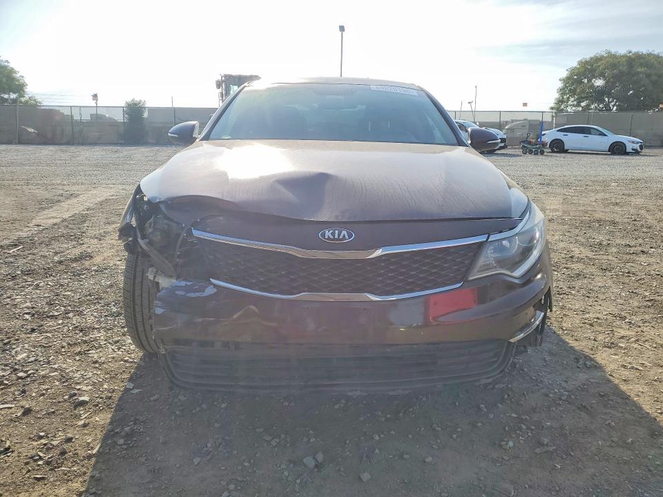 Aukcja sprzedaży 2017 Kia Optima, vin: 5XXGT4L3XHG141364, numer aukcji: 63020156