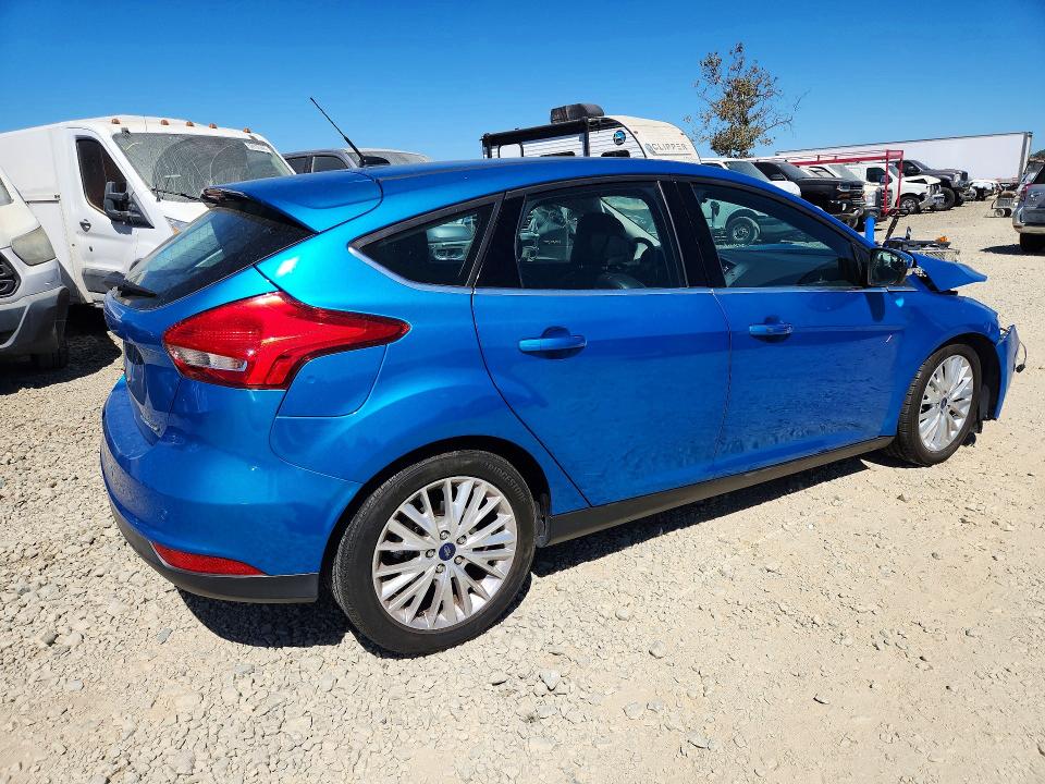 63193766 :رقم المزاد ، 1FADP3N26GL387824 vin ، 2016 Ford Focus مزاد بيع