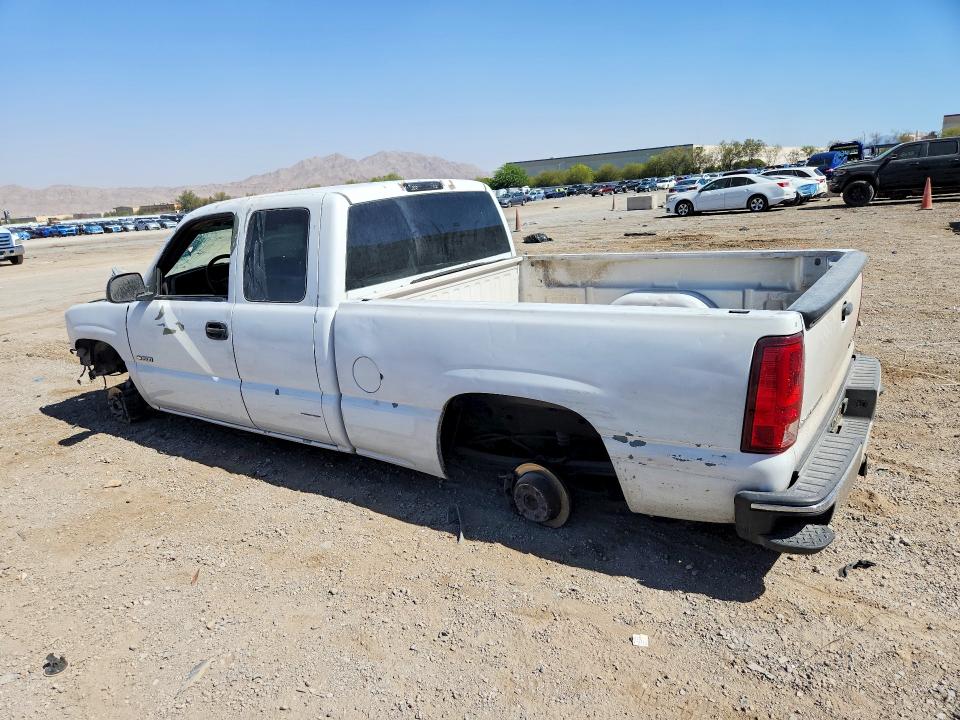 2002 Chevrolet Silverado მანქანა იყიდება აუქციონზე, vin: 2GCEC19V221328349, აუქციონის ნომერი: 56371926