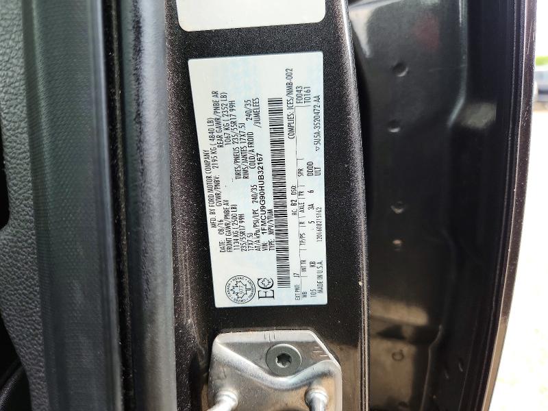 Продаж на аукціоні авто 2017 Ford Escape, vin: 1FMCU9G90HUB32167, номер лоту: 60170306