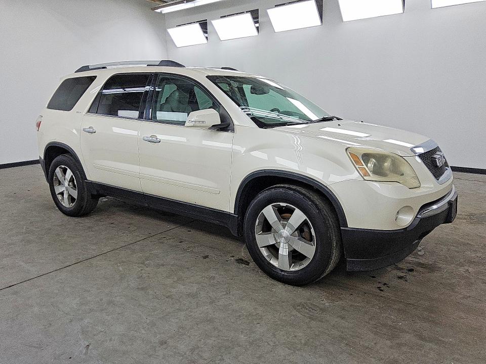 58656626 :رقم المزاد ، 1GKLRMED2AJ255562 vin ، 2010 Gmc Acadia مزاد بيع