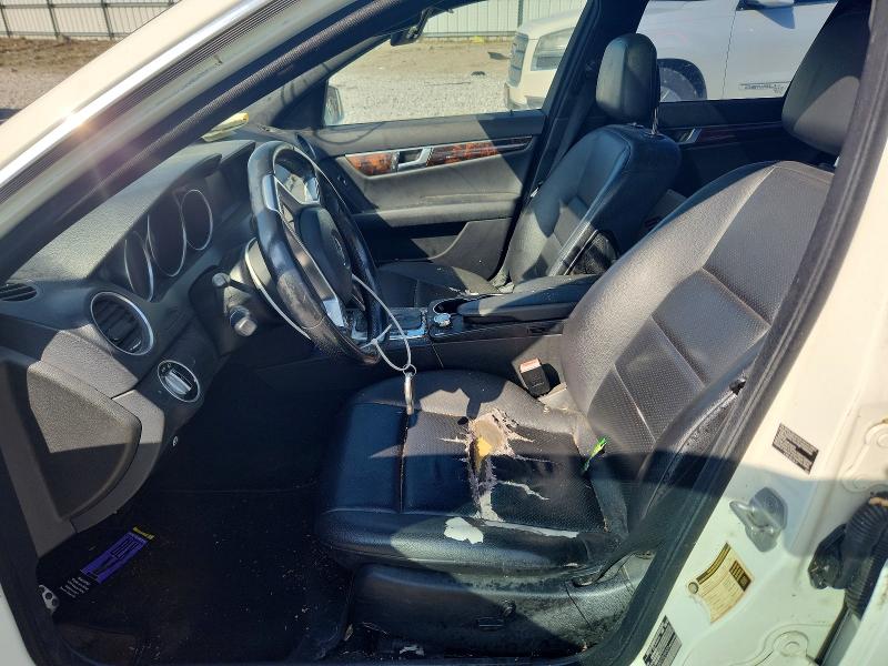 2012 Mercedes-benz C მანქანა იყიდება აუქციონზე, vin: WDDGF8BB2CR239520, აუქციონის ნომერი: 85987325