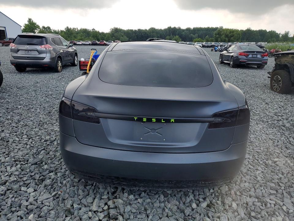 2016 Tesla Model S მანქანა იყიდება აუქციონზე, vin: 5YJSA1E25GF147996, აუქციონის ნომერი: 62860336