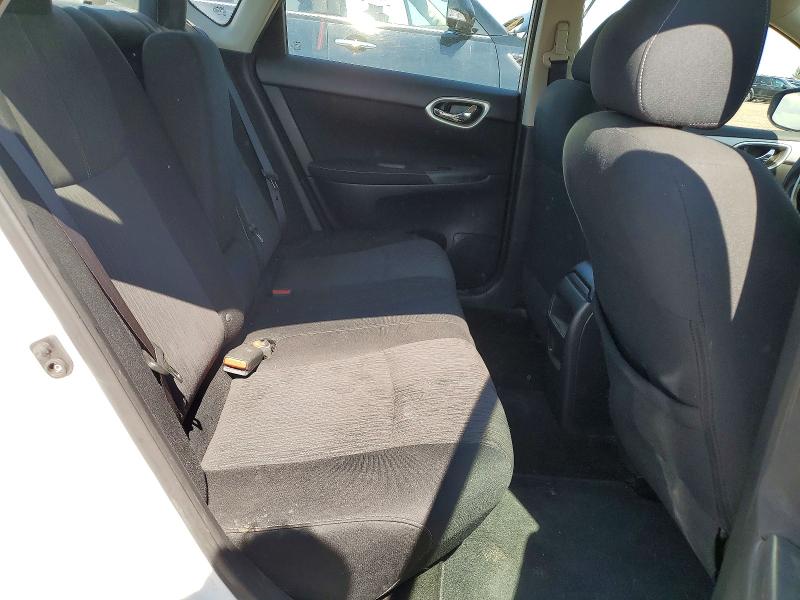 2015 Nissan Sentra მანქანა იყიდება აუქციონზე, vin: 3N1AB7AP9FL664136, აუქციონის ნომერი: 60383936