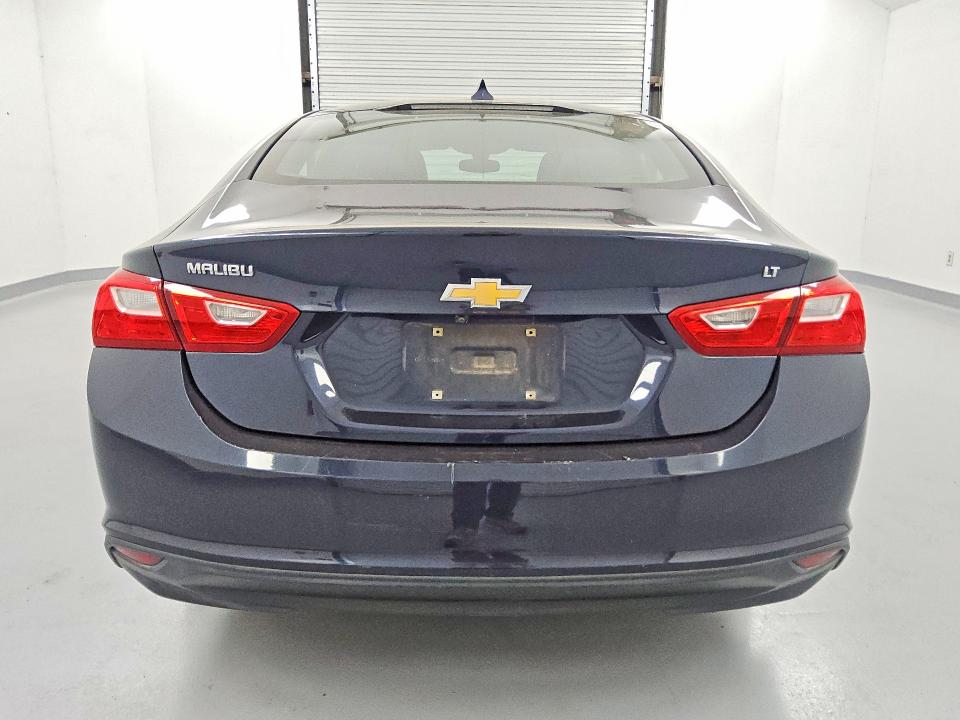 Продаж на аукціоні авто 2018 Chevrolet Malibu, vin: 1G1ZD5ST1JF204829, номер лоту: 61765406