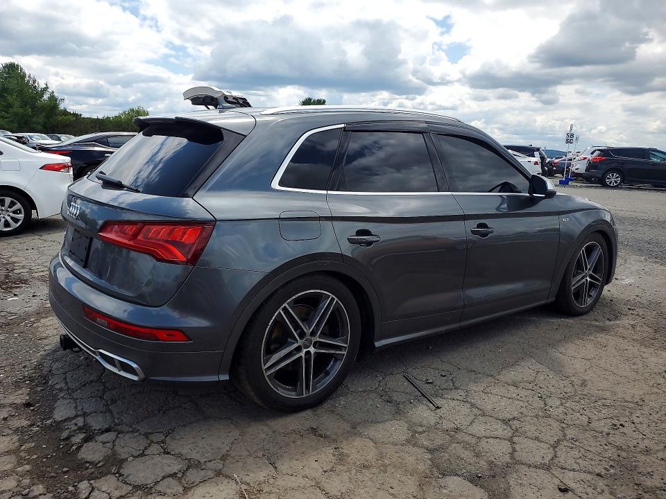 2018 Audi Sq5 მანქანა იყიდება აუქციონზე, vin: WA1A4AFY5J2147989, აუქციონის ნომერი: 62903966