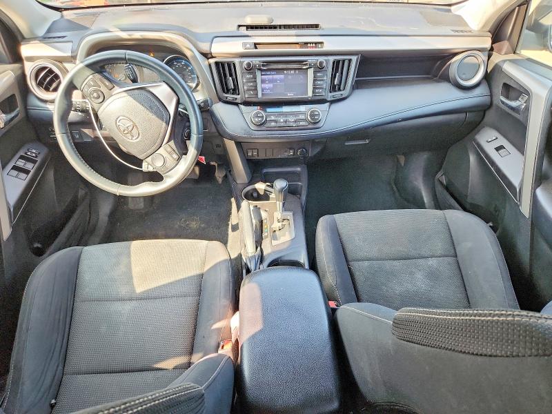 62565786 :رقم المزاد ، 2T3RFREV6JW803195 vin ، 2018 Toyota Rav4 مزاد بيع